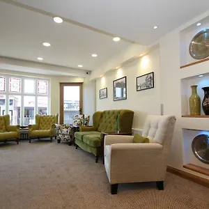Guest house The Ormonde